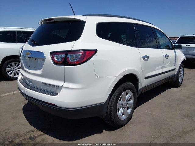 Chevrolet Traverse Ls 2015 1GNKRFKD9FJ116177 Image 4