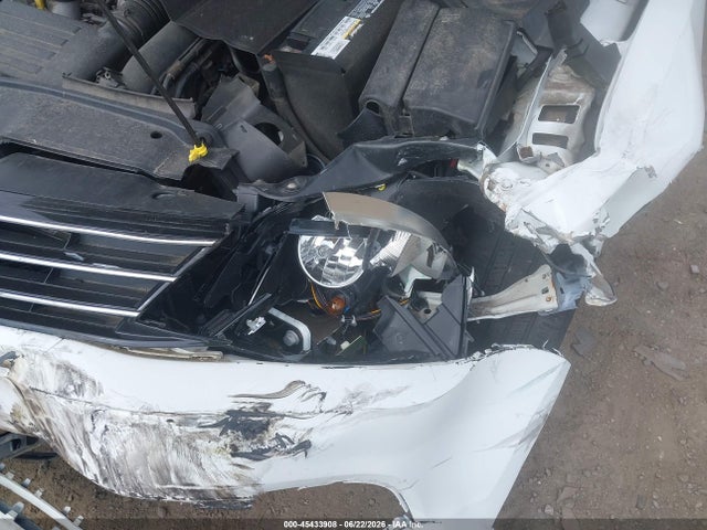 2017 Volkswagen Jetta 1.4t S მანქანა იყიდება აუქციონზე, vin: 3VW2B7AJ6HM339435, აუქციონის ნომერი: 45433908
