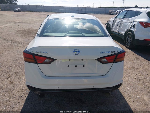 1N4BL4CV8NN314249 Nissan Altima Sr Fwd
