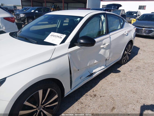 1N4BL4CV8NN314249 Nissan Altima Sr Fwd