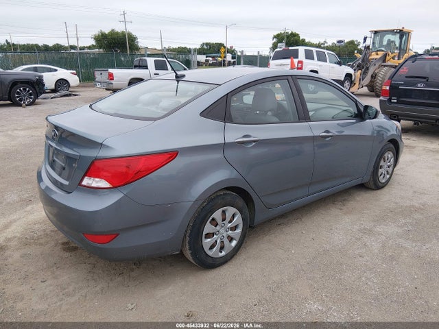 Hyundai ACCENT SE 2017 KMHCT4AE7HU381318 Image 4