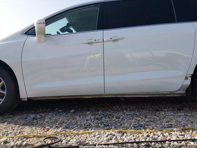 2022 Chrysler Pacifica Touring L მანქანა იყიდება აუქციონზე, vin: 2C4RC1BG1NR177619, აუქციონის ნომერი: 45433950