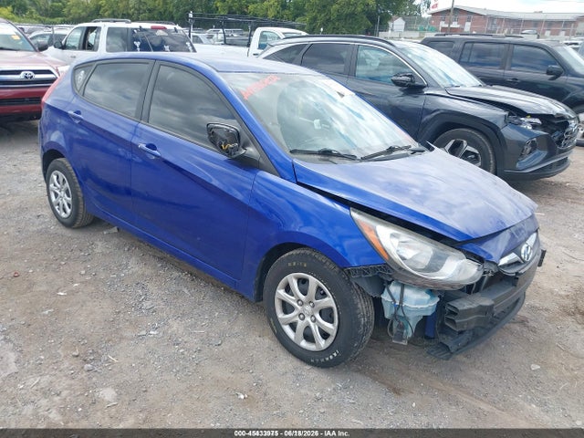 Hyundai ACCENT GS 2014 KMHCT5AE2EU182792 zdjęcie główne