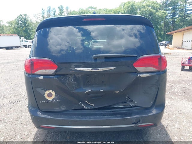Продаж на аукціоні авто 2020 Chrysler Pacifica Touring L, vin: 2C4RC1BG7LR106941, номер лоту: 45433998