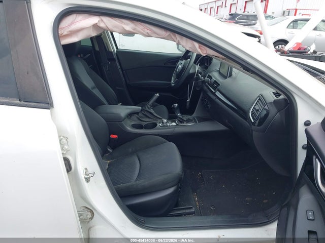 JM1BM1T76G1290051 Mazda Mazda3 I Sport