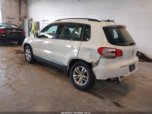 Продаж на аукціоні авто 2015 Volkswagen Tiguan S, vin: WVGAV7AX9FW604299, номер лоту: 45434015