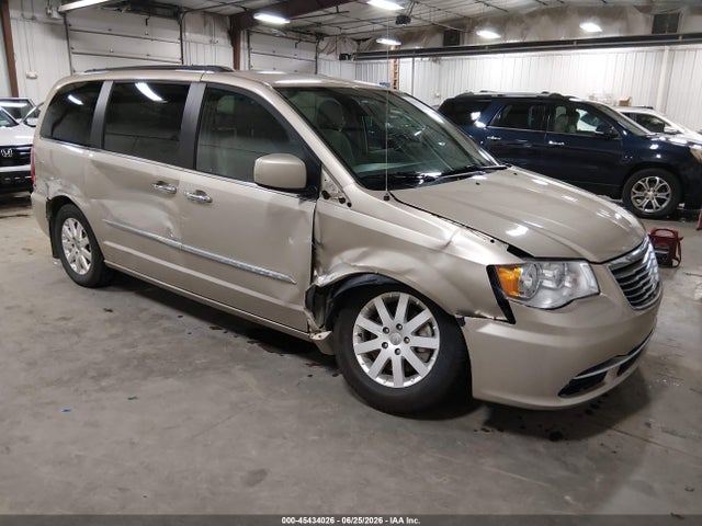 2016 Chrysler Town & Country Touring მანქანა იყიდება აუქციონზე, vin: 2C4RC1BG1GR269820, აუქციონის ნომერი: 45434026