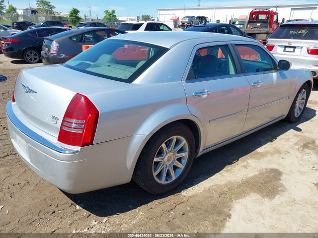 2005 Chrysler 300c მანქანა იყიდება აუქციონზე, vin: 2C3AA63H25H665401, აუქციონის ნომერი: 45434092