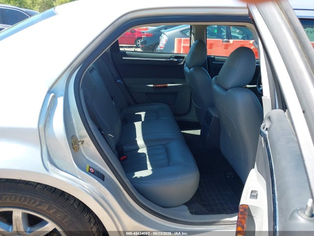 2005 Chrysler 300c მანქანა იყიდება აუქციონზე, vin: 2C3AA63H25H665401, აუქციონის ნომერი: 45434092