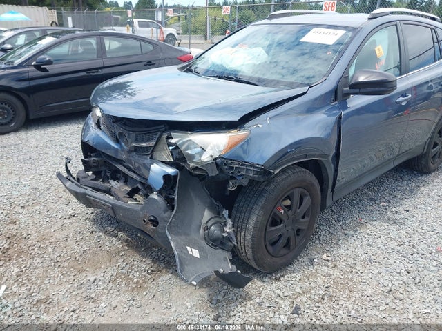 2T3BFREV0EW216238 Toyota RAV4 LE