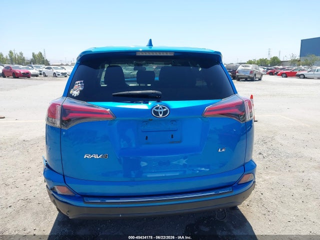 Toyota RAV4 LE 2018 2T3ZFREV3JW440306 Image 16