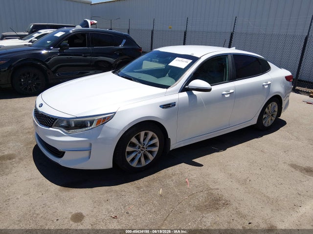 KIA OPTIMA EX 2016 5XXGU4L34GG018140 Image 2