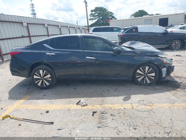 Продажа на аукционе авто 2022 Nissan Altima Sv Fwd, vin: 1N4BL4DV8NN301385, номер лота: 45434231