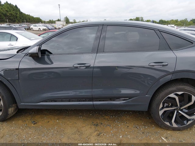 WA1CABGE4RB011070 Audi Q8 E-tron S Line Premium Plus Quattro