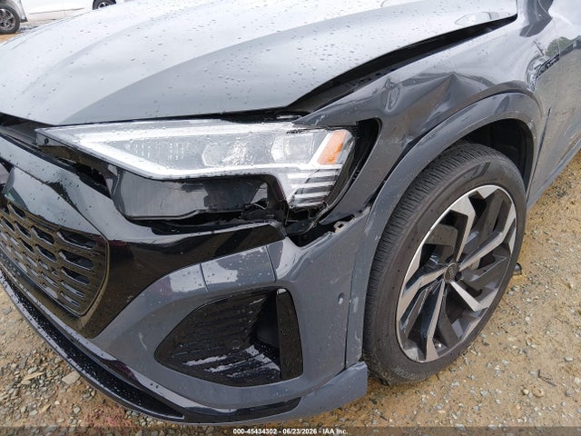 WA1CABGE4RB011070 Audi Q8 E-tron S Line Premium Plus Quattro