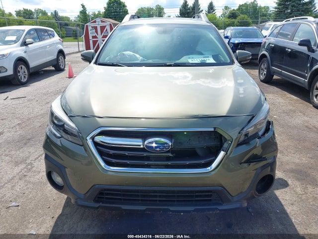 Auction sale of the 2018 Subaru Outback 2.5i Limited, vin: 4S4BSANC7J3290602, lot number: 45434316