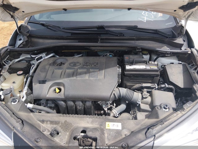 JTNKHMBX9K1028388 Toyota C-HR XLE