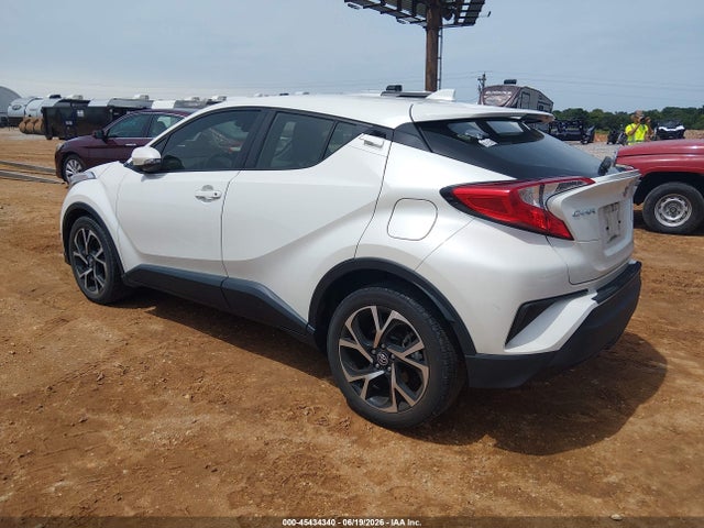 JTNKHMBX9K1028388 Toyota C-HR XLE