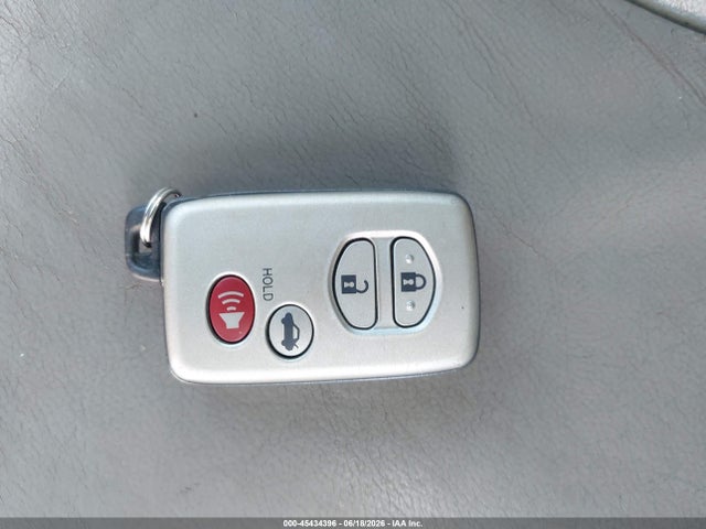 2010 Toyota Camry Hybrid მანქანა იყიდება აუქციონზე, vin: 4T1BB3EK2AU123853, აუქციონის ნომერი: 45434396