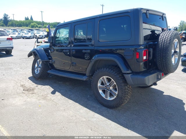1C4HJXEG1LW135097 Jeep Wrangler Unlimited Sahara