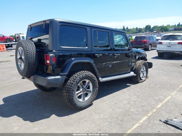 1C4HJXEG1LW135097 Jeep Wrangler Unlimited Sahara