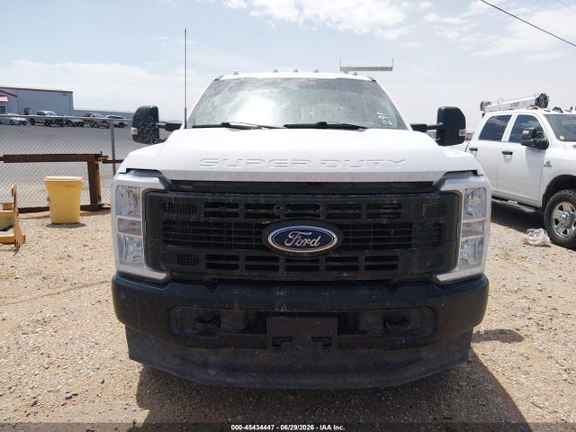2024 Ford F-350 Chassis Lariat/xl/xlt მანქანა იყიდება აუქციონზე, vin: 1FD8X3HN6REE69055, აუქციონის ნომერი: 45434447
