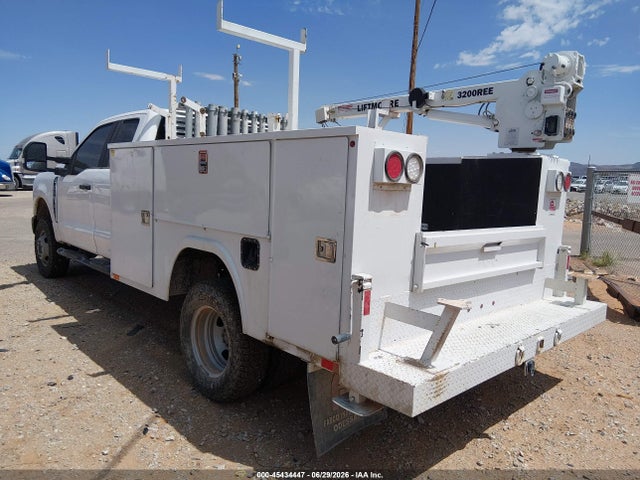 2024 Ford F-350 Chassis Lariat/xl/xlt მანქანა იყიდება აუქციონზე, vin: 1FD8X3HN6REE69055, აუქციონის ნომერი: 45434447