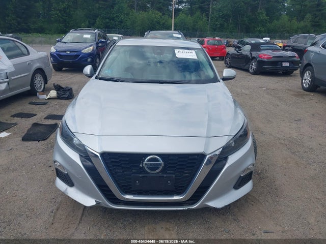 1N4BL4BV2NN352402 Nissan Altima S Fwd