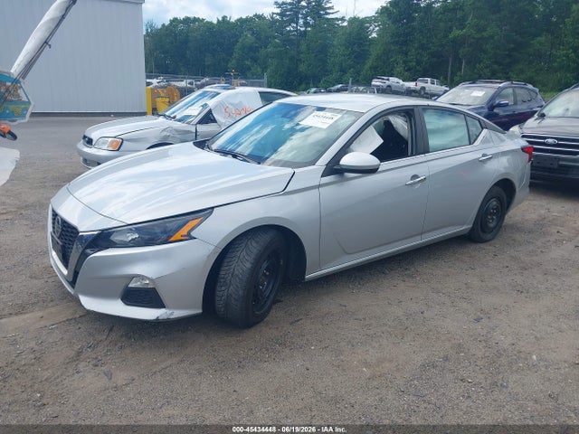 1N4BL4BV2NN352402 Nissan Altima S Fwd