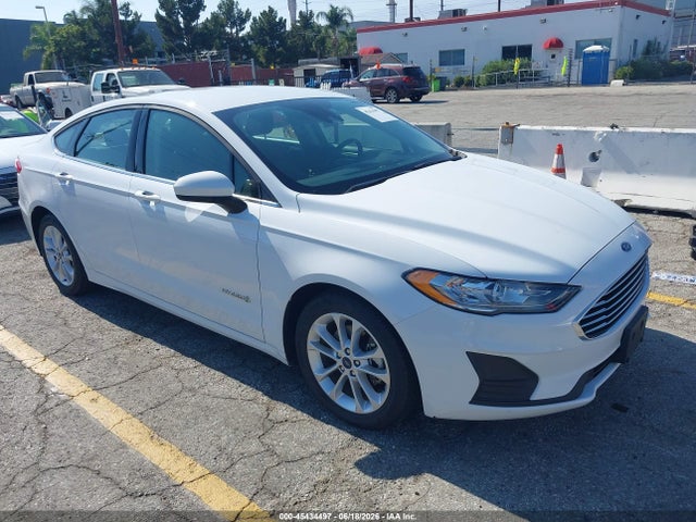 Ford Fusion Hybrid Se 2019 3FA6P0LU3KR258252 Image 1