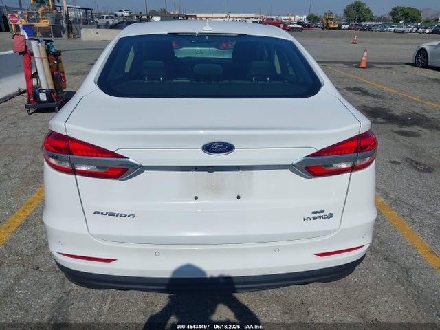 Ford Fusion Hybrid Se 2019 3FA6P0LU3KR258252 Image 16