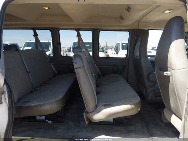 Chevrolet Express 3500 Lt 2017 1GAZGPFF9H1226222 Image 8