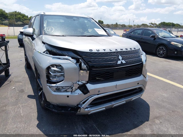 45434508 :رقم المزاد ، JA4J3VA83RZ005905 vin ، 2024 Mitsubishi Outlander Se 2.5 2wd مزاد بيع