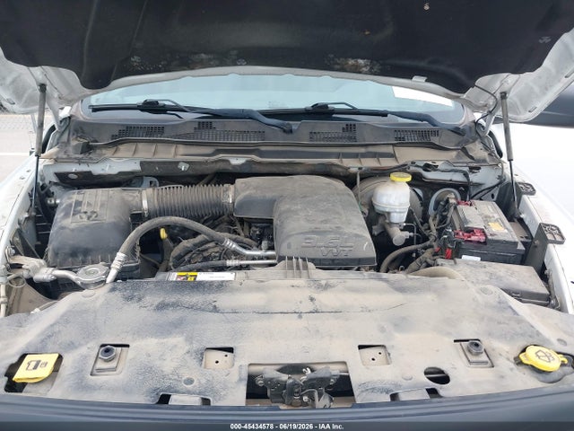 1C6RR6KG1JS303618 RAM 1500 Tradesman 4x2 5&#039;7 Box