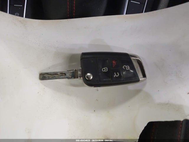 2016 Volkswagen Golf Gti S 2-door მანქანა იყიდება აუქციონზე, vin: 3VWYT7AU3GM040419, აუქციონის ნომერი: 45434629