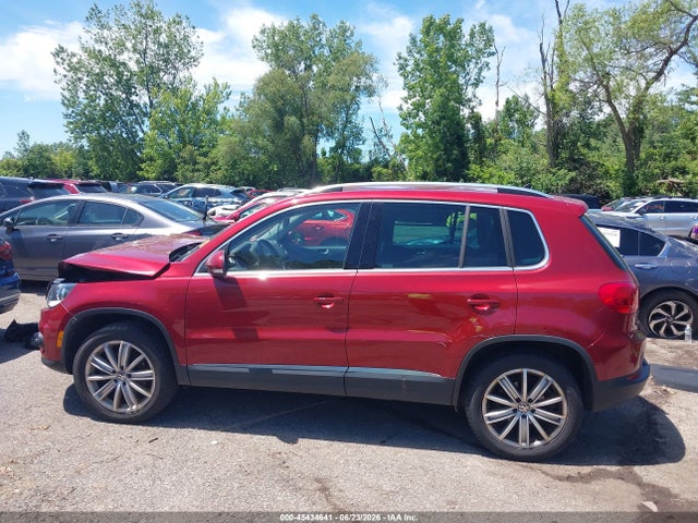 45434641 :رقم المزاد ، WVGBV3AX8EW120507 vin ، 2014 Volkswagen Tiguan Se مزاد بيع