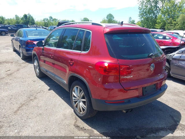 45434641 :رقم المزاد ، WVGBV3AX8EW120507 vin ، 2014 Volkswagen Tiguan Se مزاد بيع
