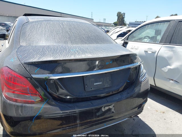2016 Mercedes-benz C 300 მანქანა იყიდება აუქციონზე, vin: 55SWF4JB1GU148670, აუქციონის ნომერი: 45434647