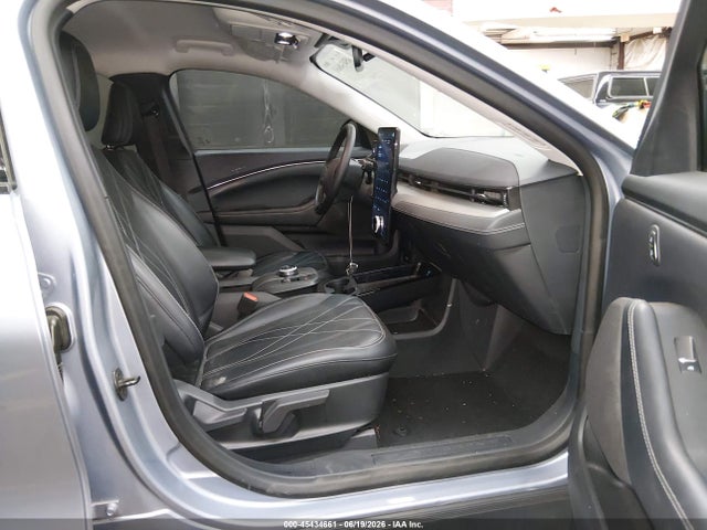 Ford Mustang Mach-e Select 2022 3FMTK1RM4NMA51617 Image 5