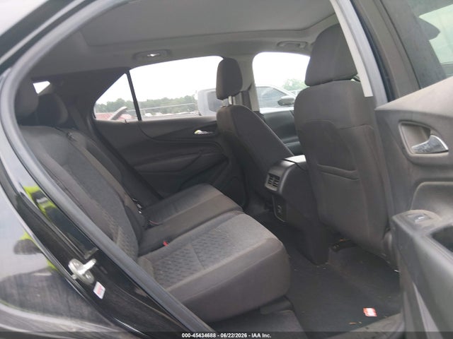 3GNAXUEV1NL310638 Chevrolet Equinox Awd Lt