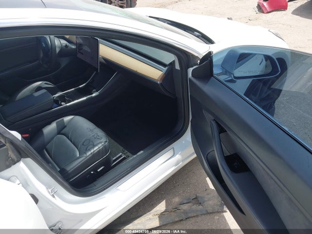 45434705 :رقم المزاد ، 5YJ3E1EA7LF800676 vin ، 2020 Tesla Model 3 Standard Range Plus Rear-wheel Drive/standard Range Rear-wheel Drive مزاد بيع