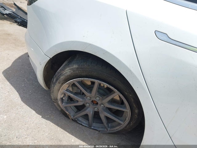 45434705 :رقم المزاد ، 5YJ3E1EA7LF800676 vin ، 2020 Tesla Model 3 Standard Range Plus Rear-wheel Drive/standard Range Rear-wheel Drive مزاد بيع