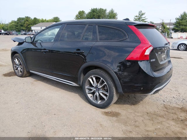 2018 Volvo V60 Cross Country T5 მანქანა იყიდება აუქციონზე, vin: YV440MWK8J2054649, აუქციონის ნომერი: 45434778