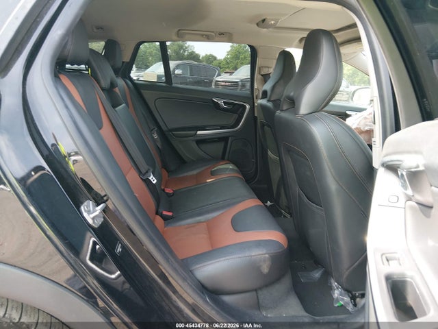2018 Volvo V60 Cross Country T5 მანქანა იყიდება აუქციონზე, vin: YV440MWK8J2054649, აუქციონის ნომერი: 45434778
