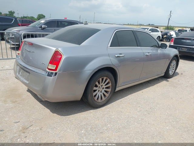 2013 Chrysler 300 Motown მანქანა იყიდება აუქციონზე, vin: 2C3CCAAGXDH626361, აუქციონის ნომერი: 45434796