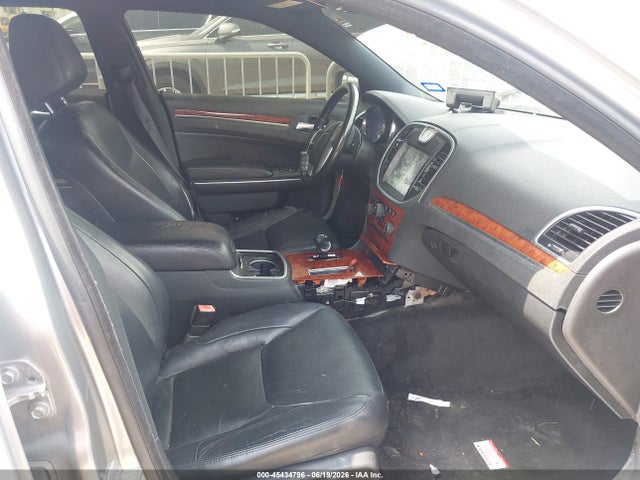 2013 Chrysler 300 Motown მანქანა იყიდება აუქციონზე, vin: 2C3CCAAGXDH626361, აუქციონის ნომერი: 45434796