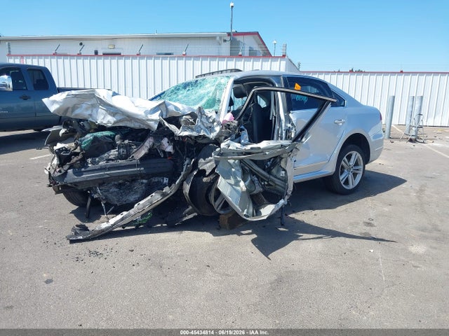 Aukcja sprzedaży 2012 Volkswagen Passat 2.0l Tdi Sel Premium, vin: 1VWCN7A37CC010380, numer aukcji: 45434814