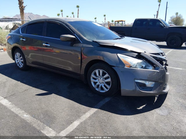 2015 Nissan Altima 2.5 S მანქანა იყიდება აუქციონზე, vin: 1N4AL3AP9FN880044, აუქციონის ნომერი: 45434823