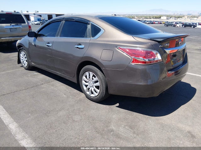 2015 Nissan Altima 2.5 S მანქანა იყიდება აუქციონზე, vin: 1N4AL3AP9FN880044, აუქციონის ნომერი: 45434823