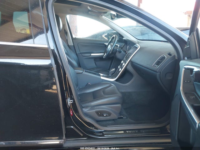 Auction sale of the 2015 Volvo Xc60 T5 Premier, vin: YV440MDKXF2698485, lot number: 45434831